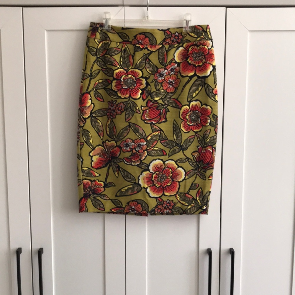 Floral Pencil Skirt in Olive and Red